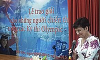 Trao giải Cuộc thi Olympic tiếng Nga và toán học cho học sinh, sinh viên Việt Nam năm 2015 