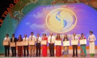 Lễ trao giải thưởng môi trường Việt Nam 2015