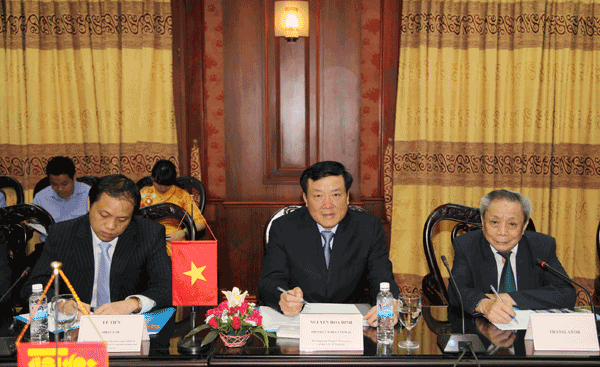 Viện trưởng Viện Kiểm sát nhân dân tối cao Nguyễn Hòa Bình thăm Mông Cổ