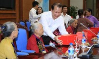 Phó Thủ tướng Vũ Văn Ninh tiếp Đoàn đại biểu người có công với cách mạng tỉnh Hậu Giang 