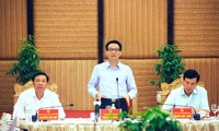 Phó Thủ tướng Chính phủ Vũ Đức Đam làm việc với tỉnh Quảng Ninh