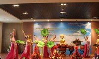 Trung tâm Văn hóa Việt Nam: Cầu nối văn hóa Việt - Lào 