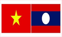 Trao Huân chương Độc lập hạng Nhì tặng Bộ trưởng Bộ Tài nguyên và Môi trường Lào