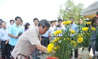 Trưởng ban Tuyên giáo TW dự lễ truy điệu và an táng liệt sĩ tại Nghĩa trang liệt sĩ huyện Phú Lộc