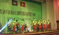 Đoàn Nghệ thuật Vương quốc Campuchia biểu diễn tại Sóc Trăng 