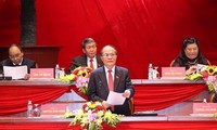 Thông cáo báo chí ngày làm việc thứ hai của Đại hội XII của Đảng Cộng sản Việt Nam