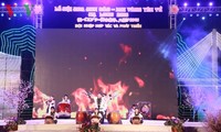 Khai mạc Lễ hội Hoa Anh đào và Mai vàng Yên Tử, Hạ Long 2016 