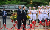 Chuyến thăm Việt Nam của Tổng thống Hoa Kỳ tiếp tục thu hút sự quan tâm của truyền thông quốc tế