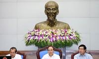 Thủ tướng Nguyễn Xuân Phúc chủ trì phiên họp Chính phủ thường kỳ tháng 6