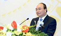 Thủ tướng Nguyễn Xuân Phúc: Muốn xây dựng đất nước bền vững phải lấy giáo dục làm hàng đầu 
