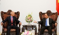Thủ tướng Nguyễn Xuân Phúc tiếp Tổng Giám đốc Tập đoàn Indochina Capital 