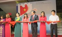 Khai mạc triển lãm ảnh “Chủ tịch Hồ Chí Minh với tình hữu nghị Việt - Pháp” 