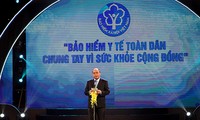 Thủ tướng Nguyễn Xuân Phúc:Phấn đấu đạt mục tiêu đến năm 2020 trên 90% dân số tham gia bảo hiểm y tế