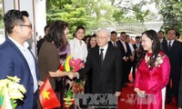 Tổng Bí thư Nguyễn Phú Trọng thăm Đại sứ quán Việt Nam và gặp gỡ bà con kiều bào tại Myanmar