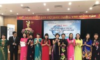 Gìn giữ văn hóa Việt qua  ngôn ngữ