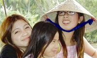 Nơi gắn kết và hỗ trợ tinh thần cho các cô dâu Việt