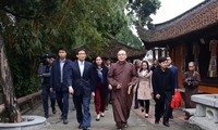 Phó Thủ tướng Vũ Đức Đam kiểm tra công tác chuẩn bị Lễ hội đền Trần và chùa Hương