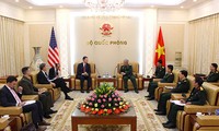 Thượng tướng Nguyễn Chí Vịnh tiếp Đại sứ Hoa Kỳ tại Việt Nam 