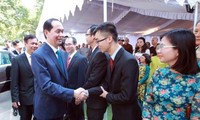 Chủ tịch nước Trần Đại Quang thăm và gặp gỡ đại diện cộng đồng người Việt Nam tại Ấn Độ