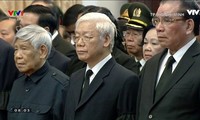 Lãnh đạo Đảng, Nhà nước viếng nguyên Thủ tướng Phan Văn Khải 