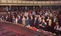 Phó Thủ tướng Vũ Đức Đam dự Lễ kỷ niệm 40 thành lập Nhà hát Tuổi trẻ
