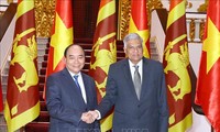 Thủ tướng Nguyễn Xuân Phúc tiếp Thủ tướng Sri Lanka 