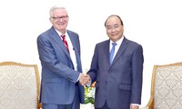 Thủ tướng Nguyễn Xuân Phúc tiếp Thứ trưởng Thương mại Hoa Kỳ