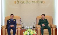  Tổng Tham mưu trưởng Quân đội nhân dân Việt Nam tiếp Tư lệnh Không quân Hoàng gia Thái Lan
