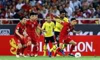 Việt Nam vượt qua Malaysia ở vòng đấu bảng AFF Suzuki Cup 2018
