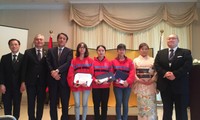 Kỷ niệm 45 năm thiết lập quan hệ ngoại giao Việt Nam-Nhật Bản: Giao lưu học sinh ngành y Việt Nam-Nhật Bản