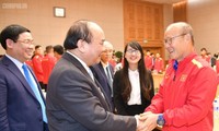 Thủ tướng Nguyễn Xuân Phúc gặp mặt Đội tuyển bóng đá nam Quốc gia Việt Nam