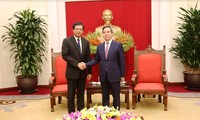 Việt Nam sẵn sàng chia sẻ kinh nghiệm phát triển kinh tế với Lào