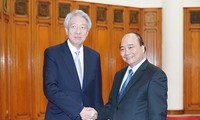 Thủ tướng Nguyễn Xuân Phúc tiếp Phó Thủ tướng Singapore