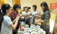 Hội chợ ẩm thực ASEAN gây quỹ từ thiện tại Jakarta
