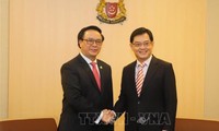 Đoàn đại biểu Đảng Cộng sản Việt Nam thăm chính thức Singapore