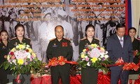 Triển lãm 70 năm quân tình nguyện và chuyên gia Việt Nam tại Lào 