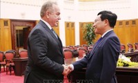 Phó Thủ tướng, Bộ trưởng Ngoại giao Phạm Bình Minh tiếp Đoàn doanh nghiệp Hoa Kỳ