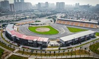 32 tay đua Việt Nam được trao bằng đua ô tô thể thao