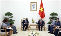 Thủ tướng Nguyễn Xuân Phúc tiếp Đại sứ Nigeria tại Việt Nam