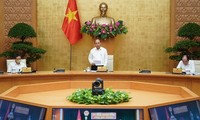 Thủ tướng Nguyễn Xuân Phúc chủ hội nghị trực tuyến toàn quốc về giải ngân vốn đầu tư công