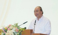 Thủ tướng Nguyễn Xuân Phúc gặp mặt các điển hình “Dân vận khéo”