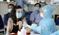 Thành phố Hồ Chí Minh đề xuất bổ sung 7.000 cán bộ y tế cho phòng, chống dịch COVID-19