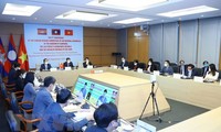 Ủy ban Đối ngoại Quốc hội ba nước Campuchia-Lào-Việt Nam ra Tuyên bố chung kêu gọi chia sẻ vaccine phòng COVID-19