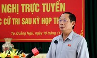 Phó Chủ tịch Quốc hội Trần Quang Phương tiếp xúc cử tri tỉnh Quảng Ngãi