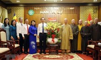 Bí thư Thành ủy Thành phố Hồ Chí Minh chúc mừng Đức Pháp chủ Giáo hội Phật giáo Việt Nam