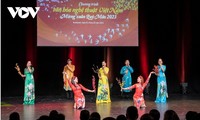 Đặc sắc chương trình văn hóa nghệ thuật Việt Nam tại Hungary