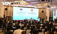 Thủ tướng Phạm Minh Chính và Thủ tướng Hun Manet dự Diễn đàn Xúc tiến đầu tư và thương mại Việt Nam – Campuchia