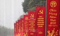 Hà Nội rực rỡ cờ, hoa mừng 90 năm Ngày thành lập Đảng