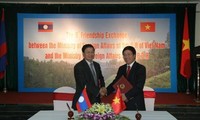 Vietnam y Laos afianzan cooperación diplomática