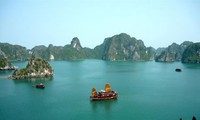 Oficializan bahía de Ha Long como una nueva maravilla natural del mundo